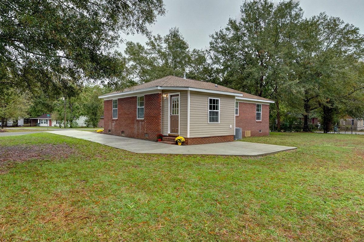 RYAN OSHEA PHOTOGRAPHY 317 Anita Drive