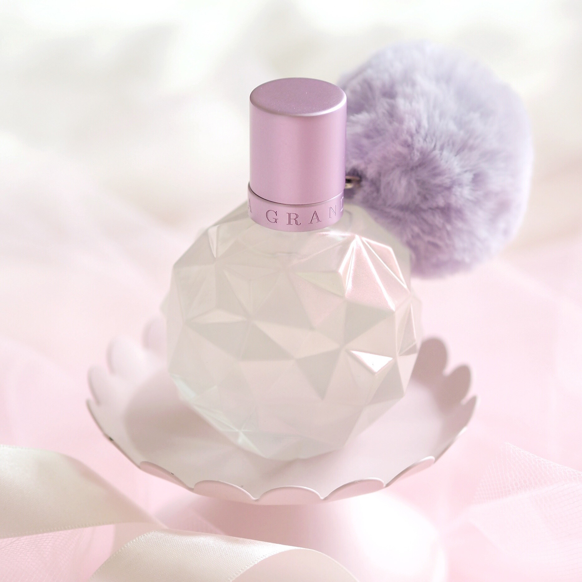 Designer Parfums - ARIANA GRANDE