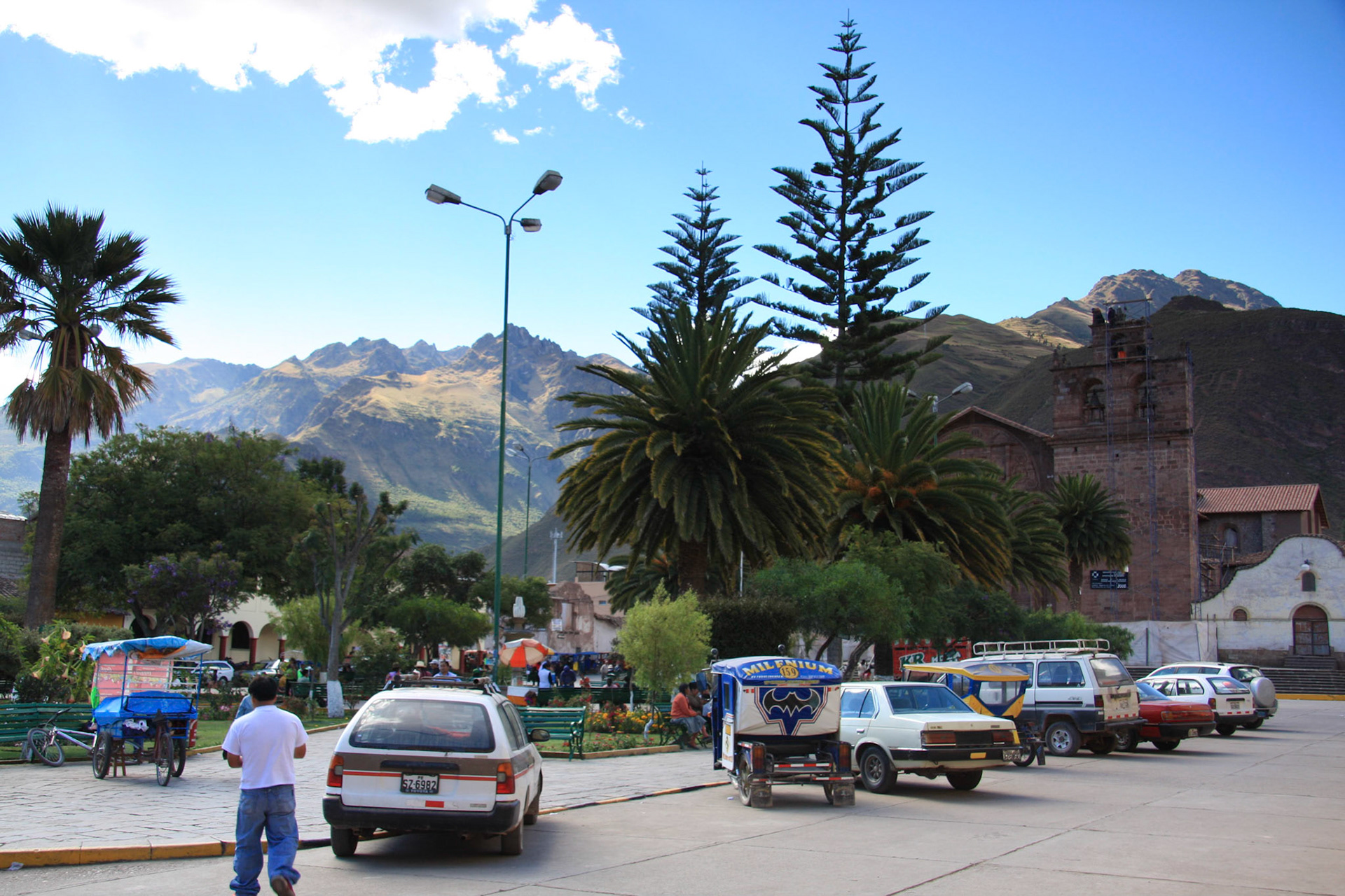 Plaza de Armas, Urubamba
