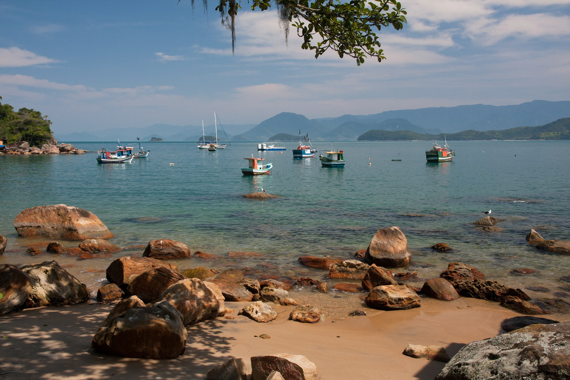 Local fishing boats, Picinguaba