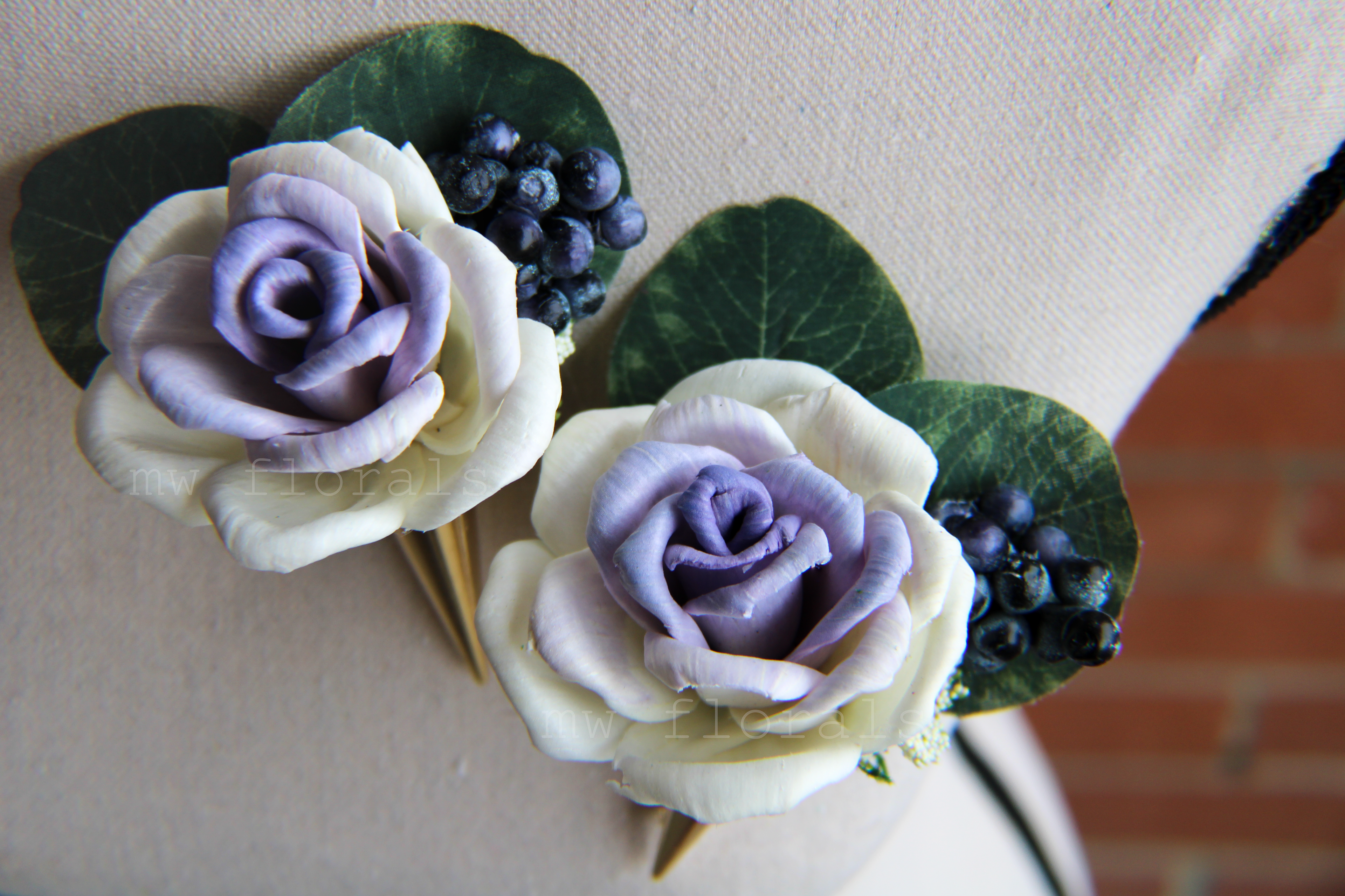 Luxe Single Flower Boutonniere