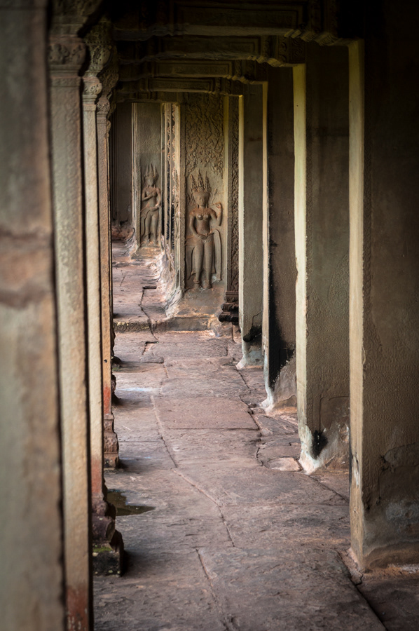 Corridor with Apsaras at Angkor Wat