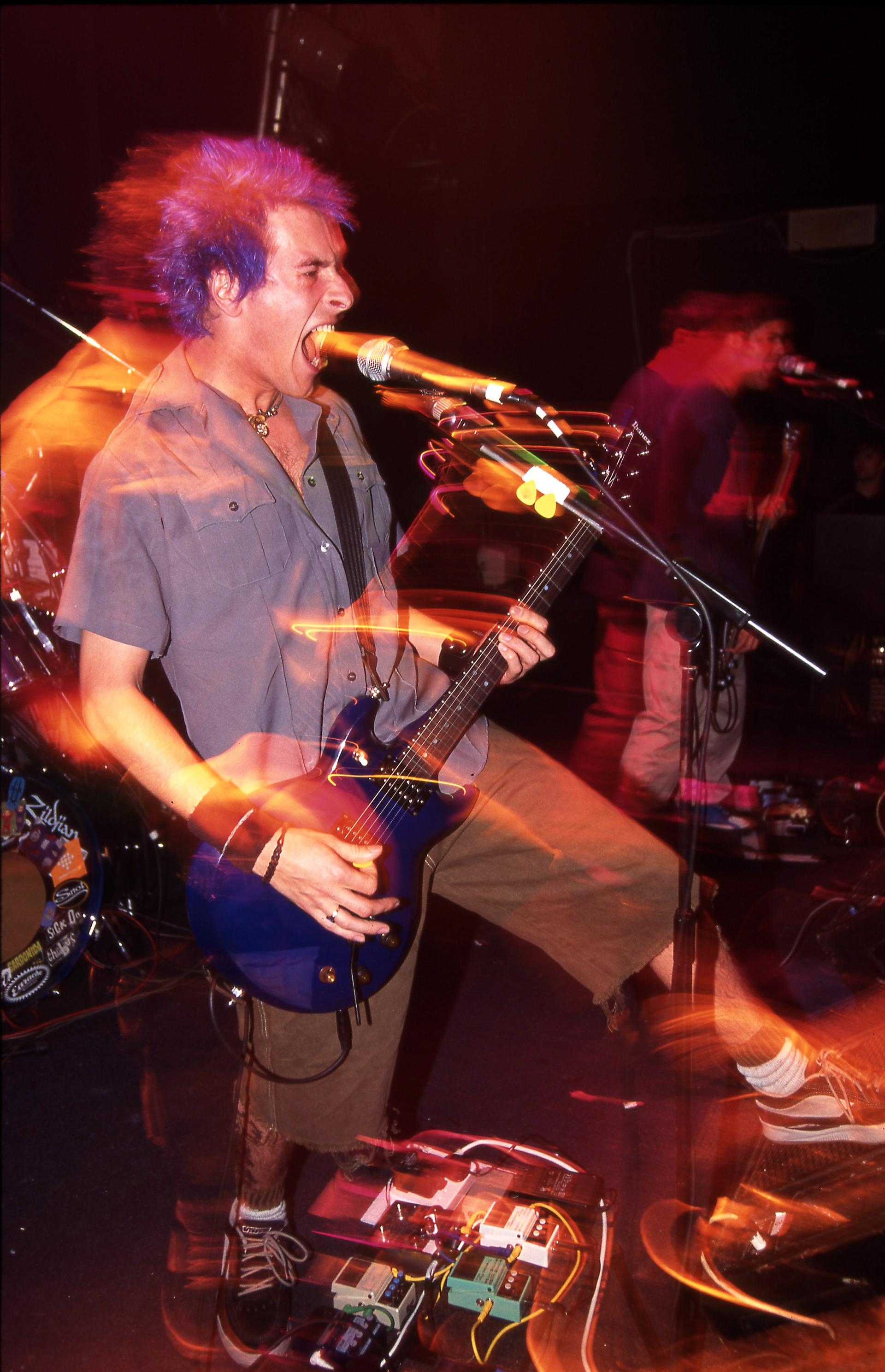 GIZZ BUTT