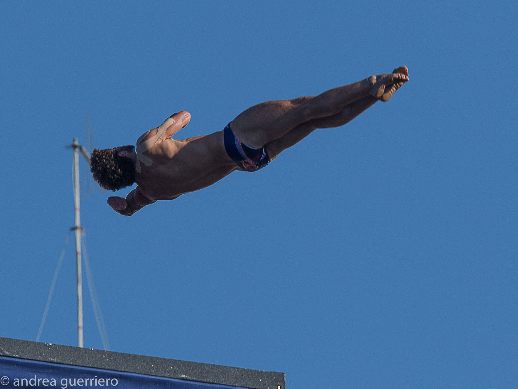 andrea guerriero action photography - Cliff diving