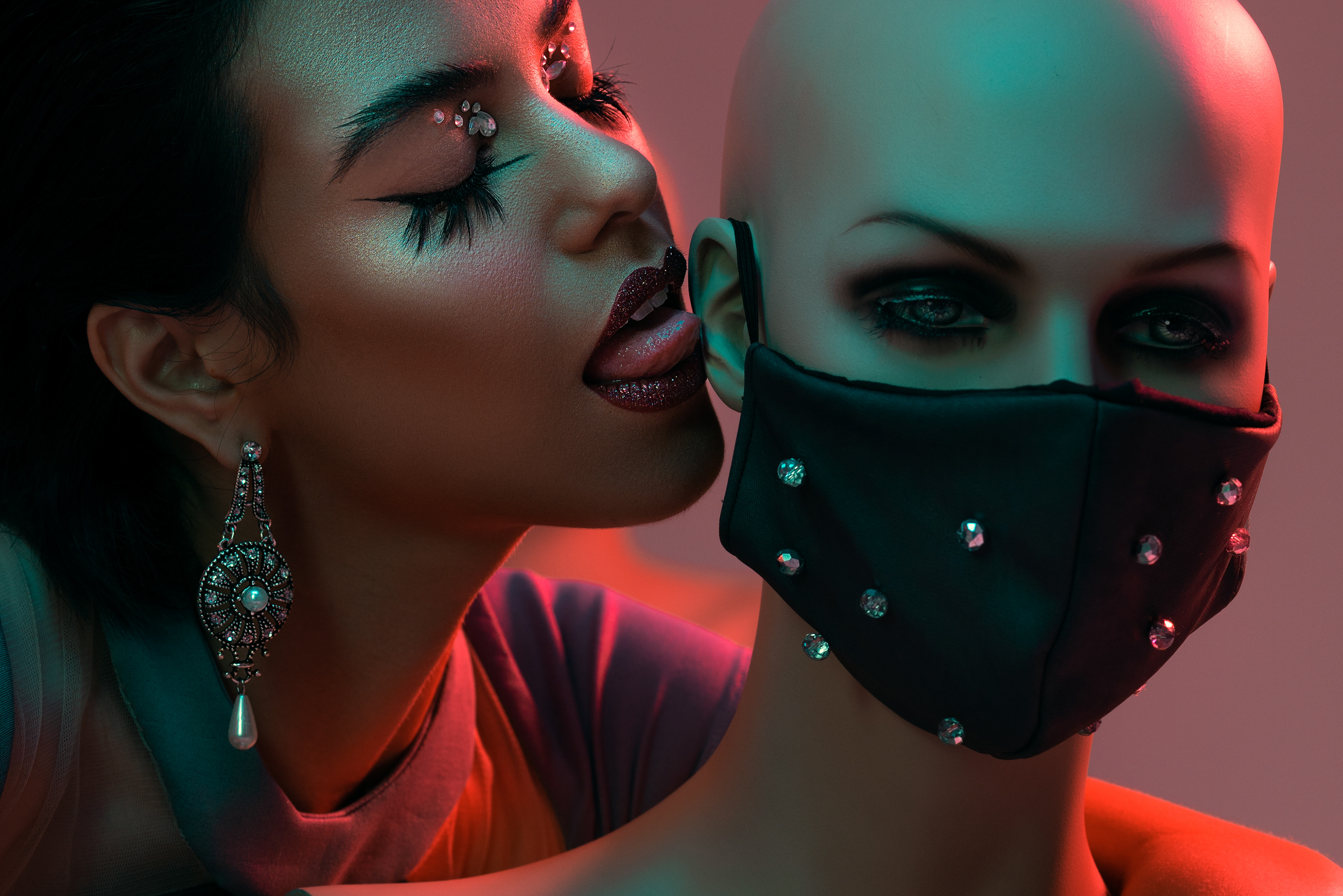 Foto: Gus Alvarez MUA: Diana Chan Modelo: Victoria Berzaba Diseño: Ana Rosa Alejandre