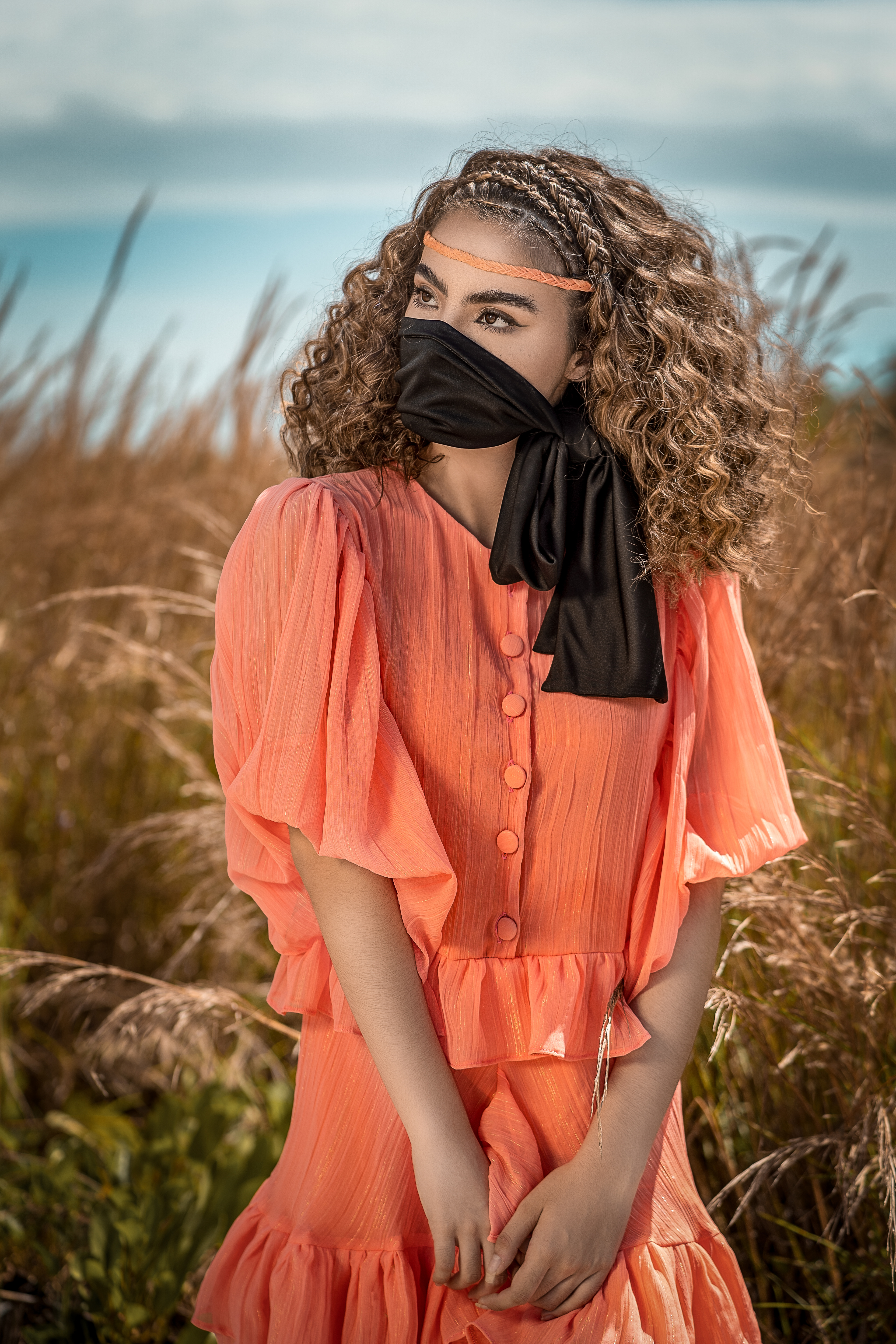 Foto: Iván Cruz MUA: Irle Lastra Modelo: Regina del Águila Diseño: María Victoria Zarrabal Rabelo