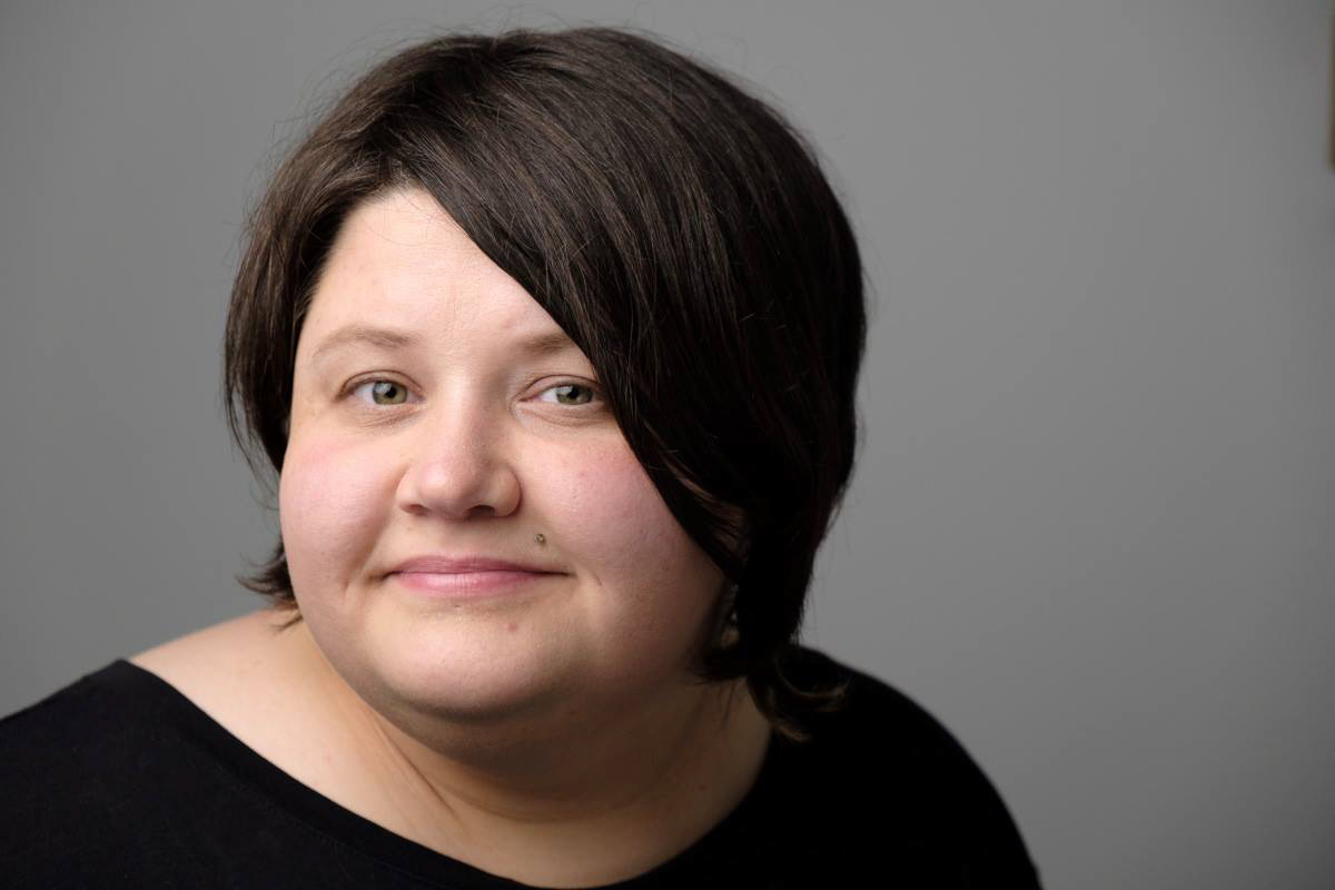 Headshot of Laura Flugga