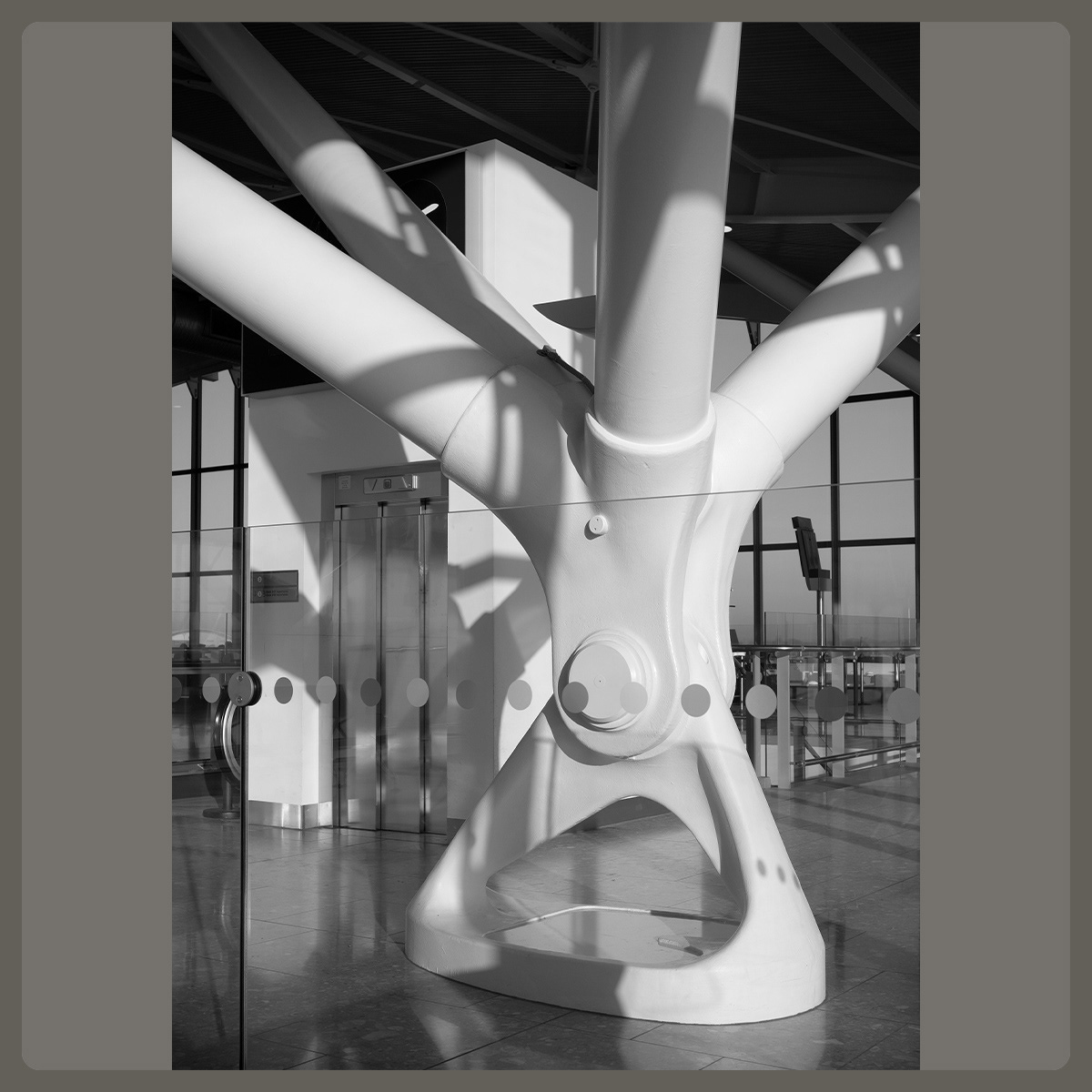 London Heathrow Terminal 5, Architecture, Pete Gardner, Photographer, London, UK, © Copyright Pete Gardner