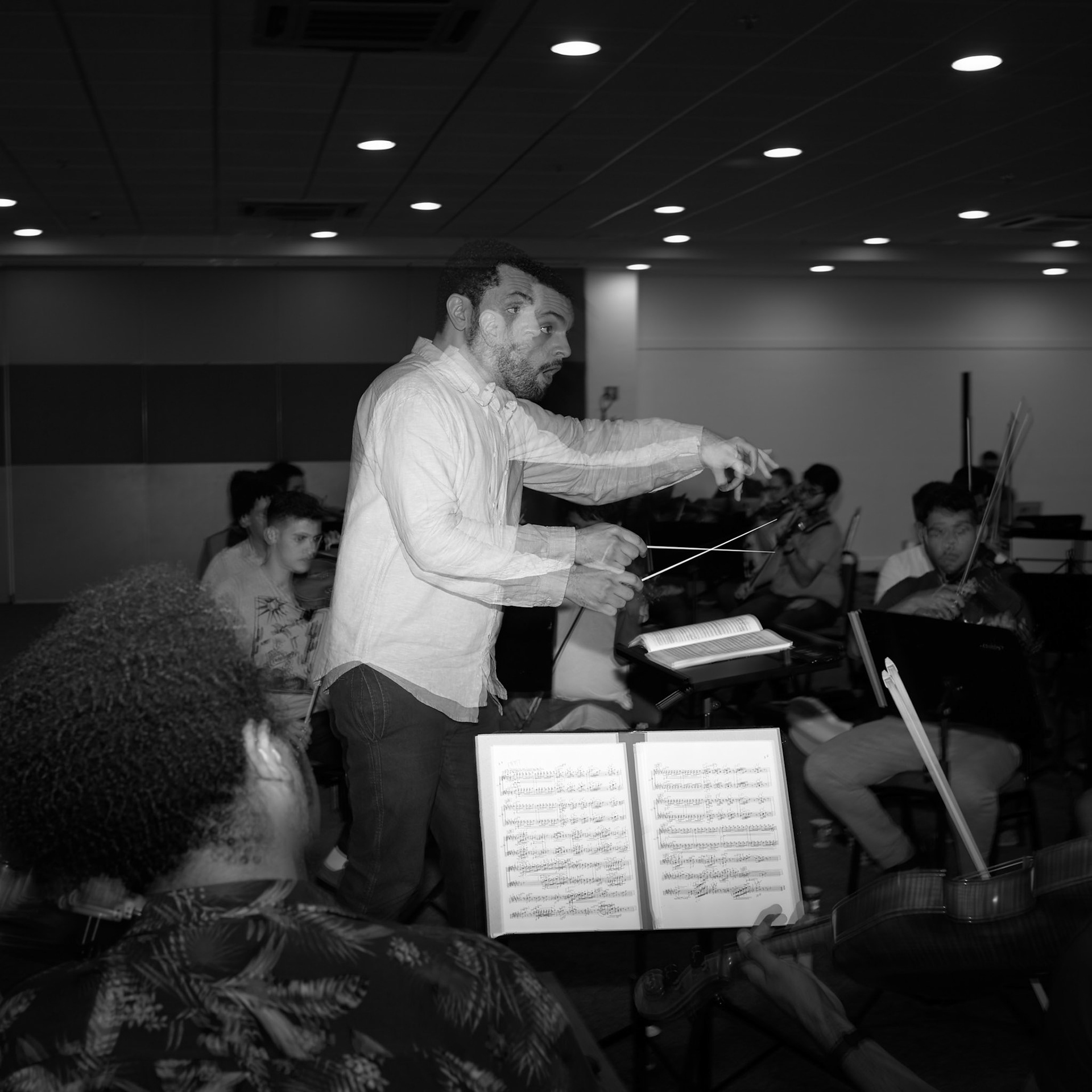 maestro Thiago Santos