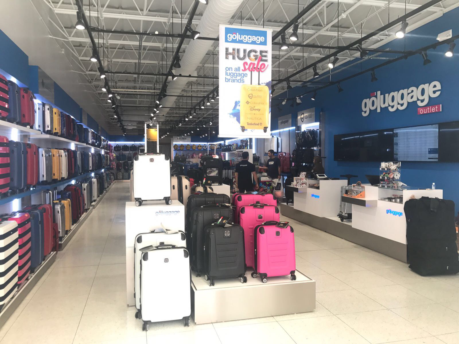 Go luggage dolphin outlet mall