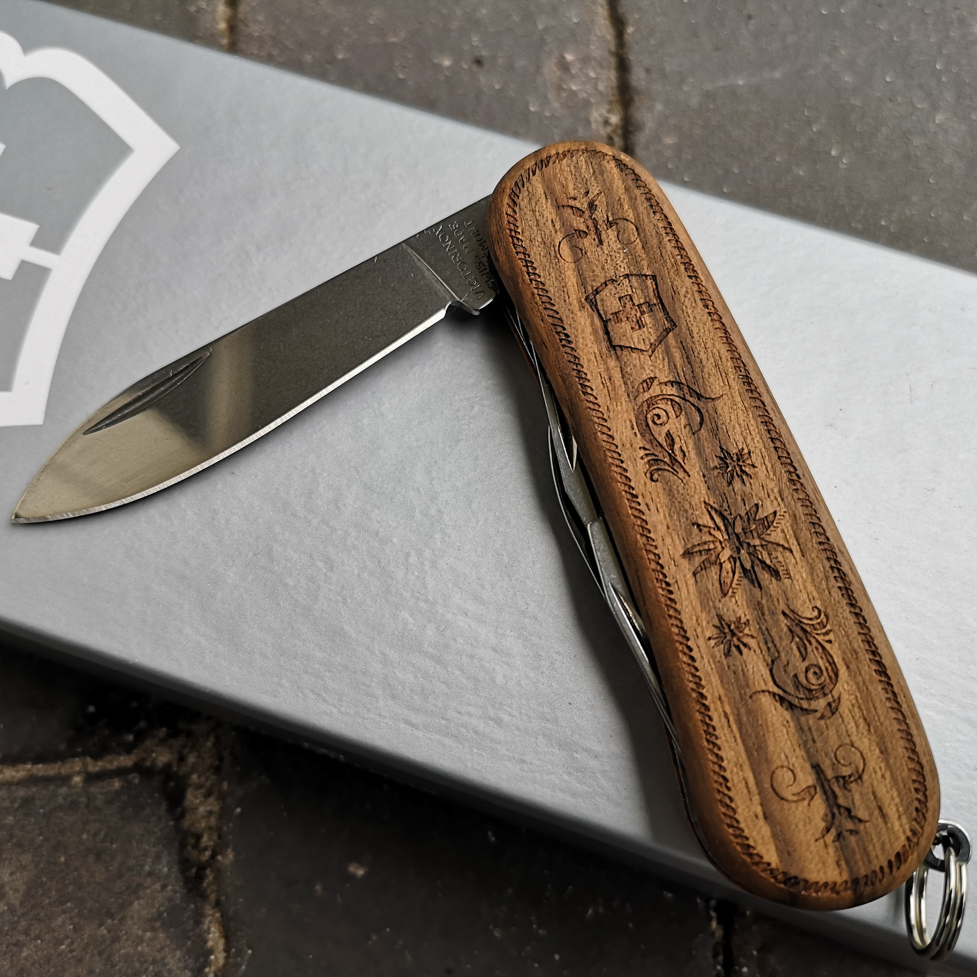Victorinox Evowood 10 - Swiss Spirit