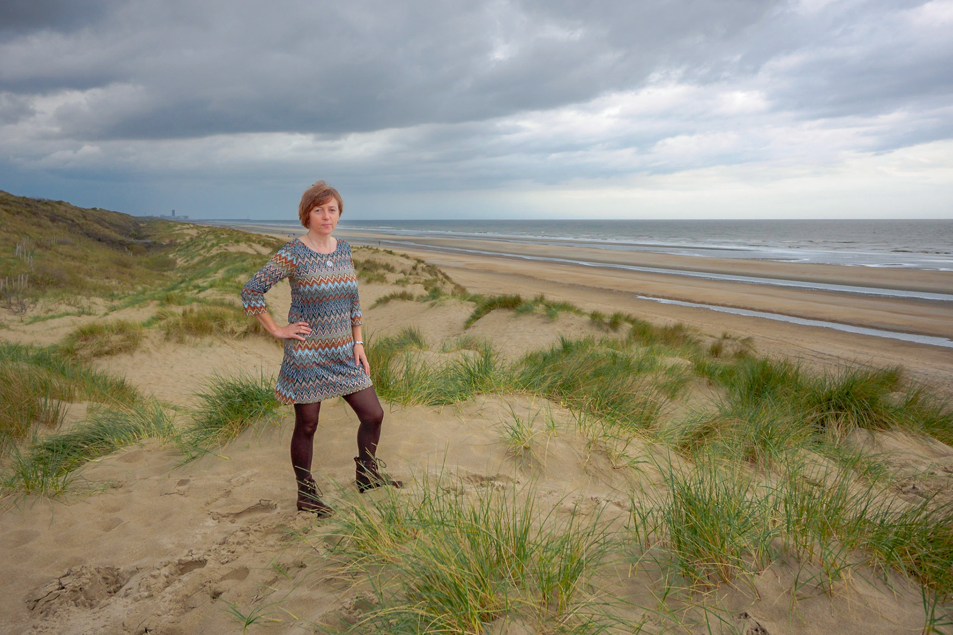 Relaxed pose by my muse Hilde in this environmental portrait.