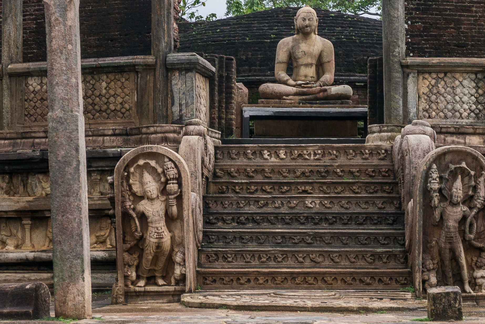 Sri Lanka, Sri Lanka, at Polonnaruwa,