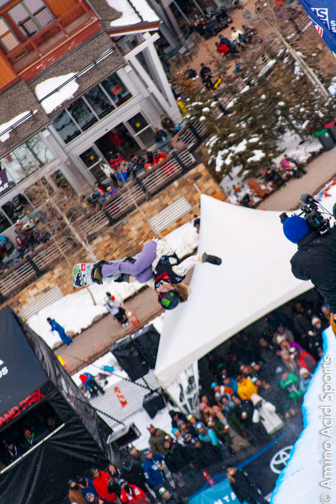 Chloe Kim pulls a back flip cart for her final hit on Run 2 of her Halfpipe cruise