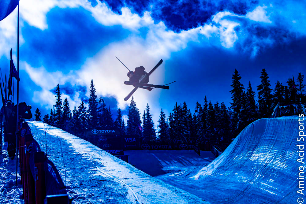 Simon D'Artois stetches backe to flare up his siwtch underflip corked 720* muted in his grab bag.