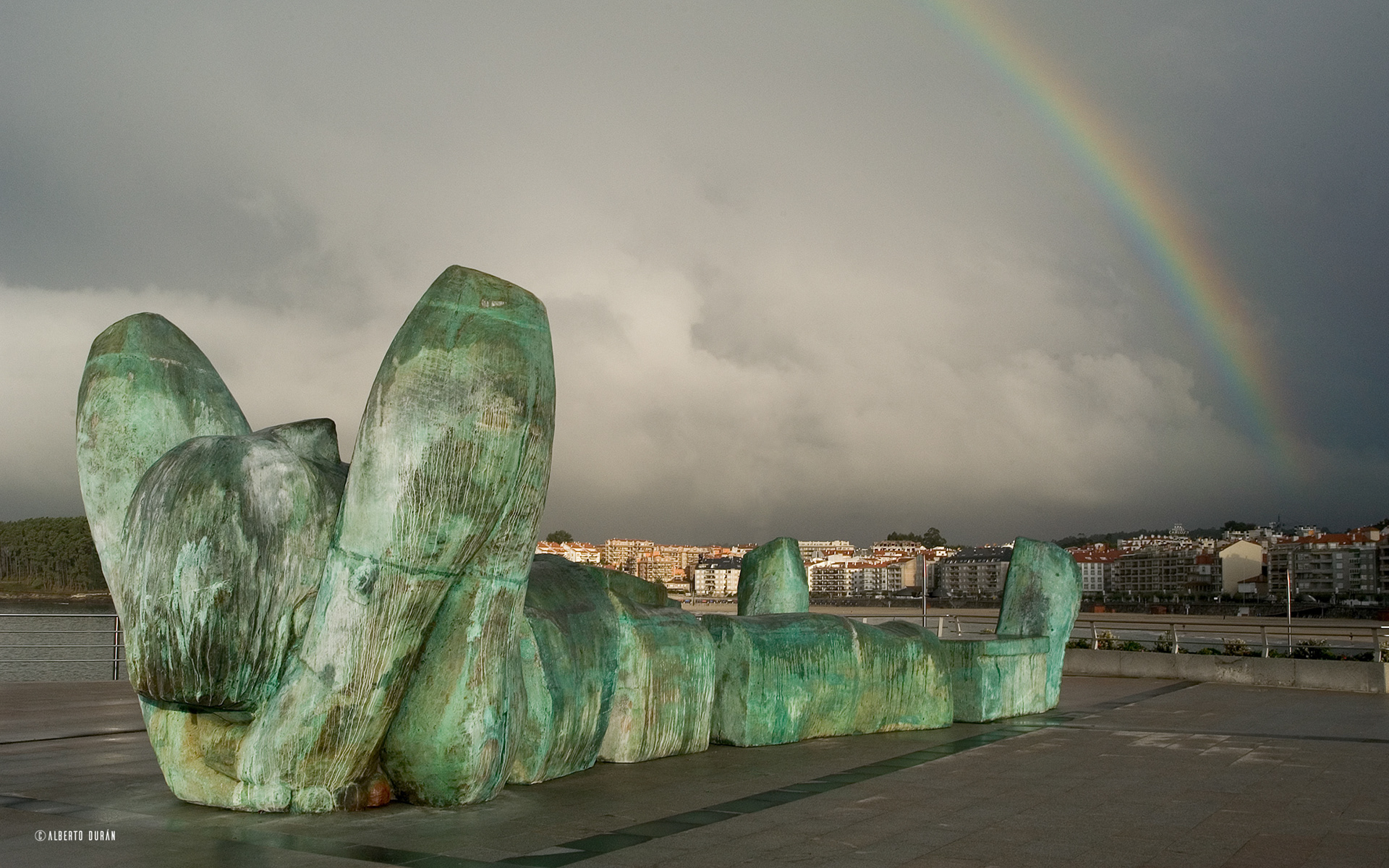 escultura atlante Sanxenxo