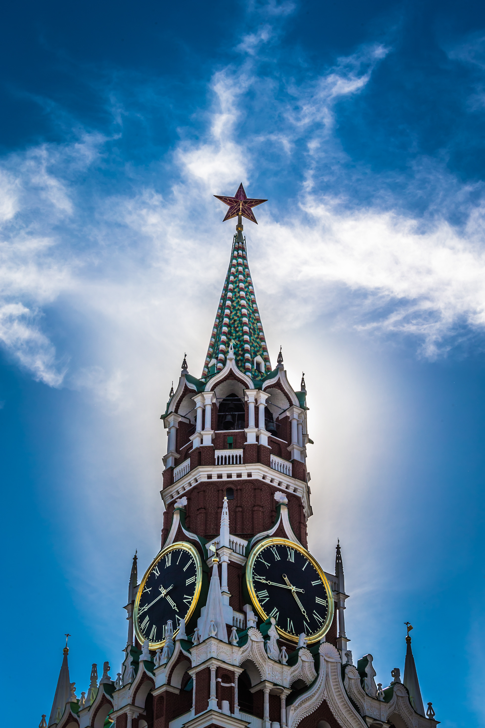 Часы на башнях кремля