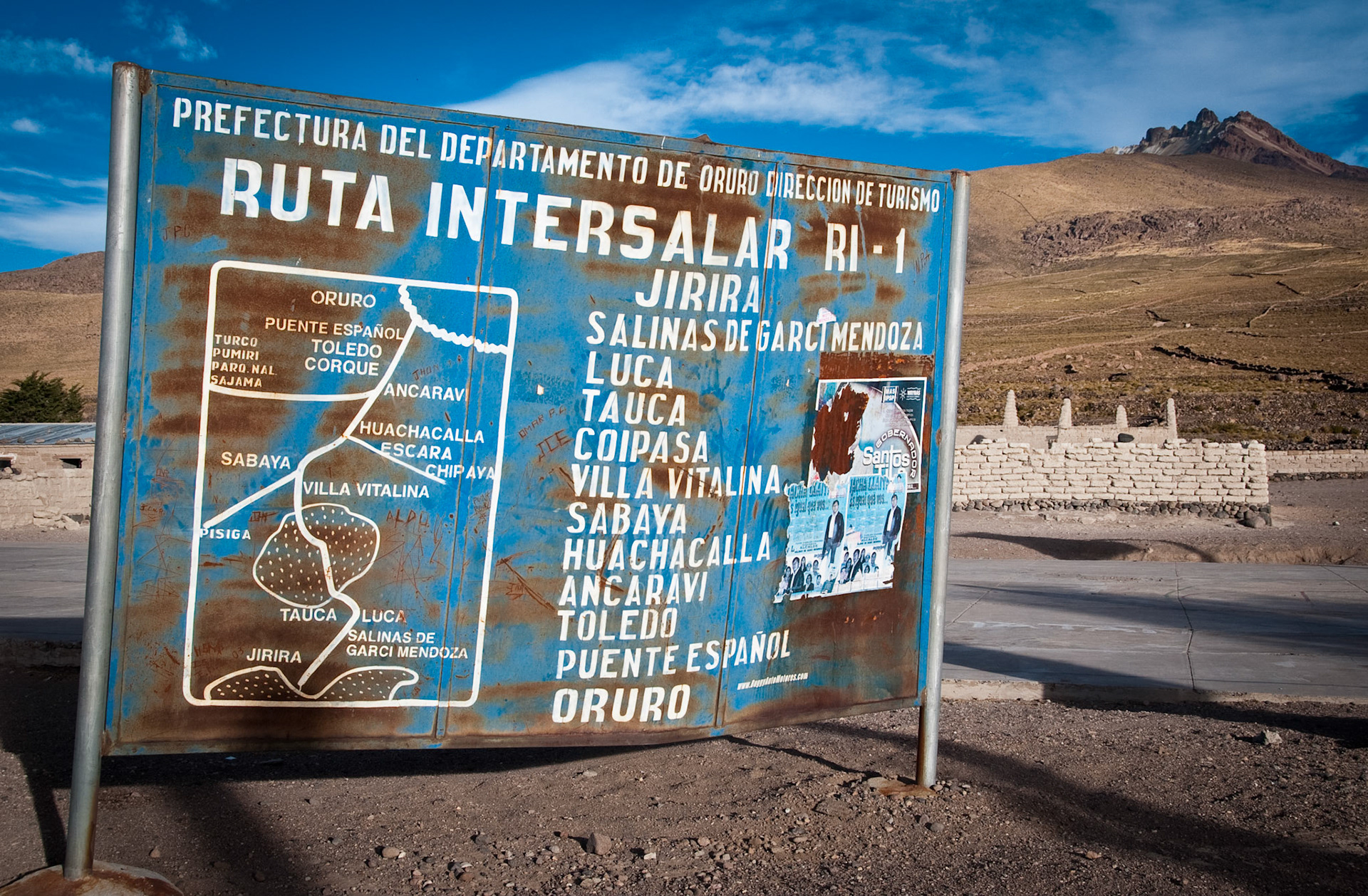 Road sign showing the Ruta Intersalar at Jirira (Bolivia)