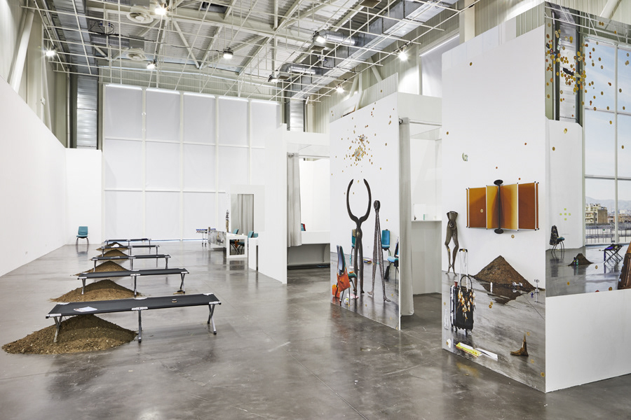 Emmanuelle Lainé, Suspension Volontaire de la Crédulité, Panorama 2019, exhibition view, Credit : Jeanchristophe Lett
