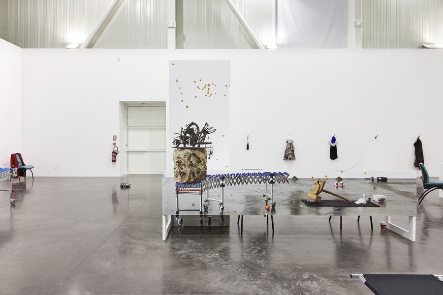 Emmanuelle Lainé, Suspension Volontaire de la Crédulité, Panorama 2019, exhibition view, Credit : Jeanchristophe Lett