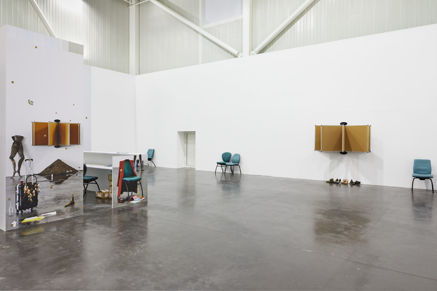 Emmanuelle Lainé, Suspension Volontaire de la Crédulité, Panorama 2019, exhibition view, Credit : Jeanchristophe Lett
