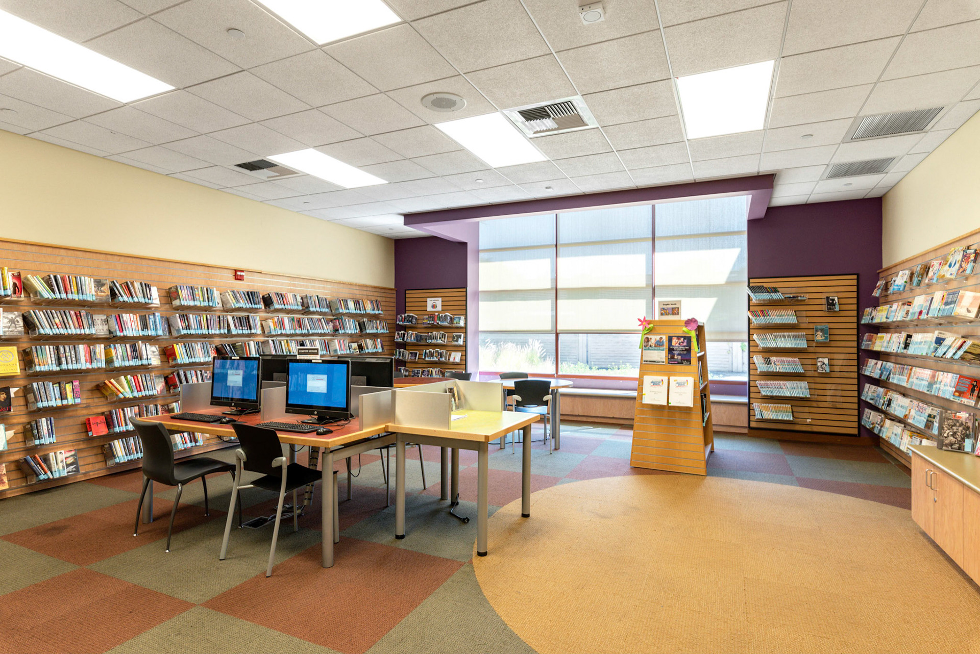 San José Public Library - Edenvale Branch