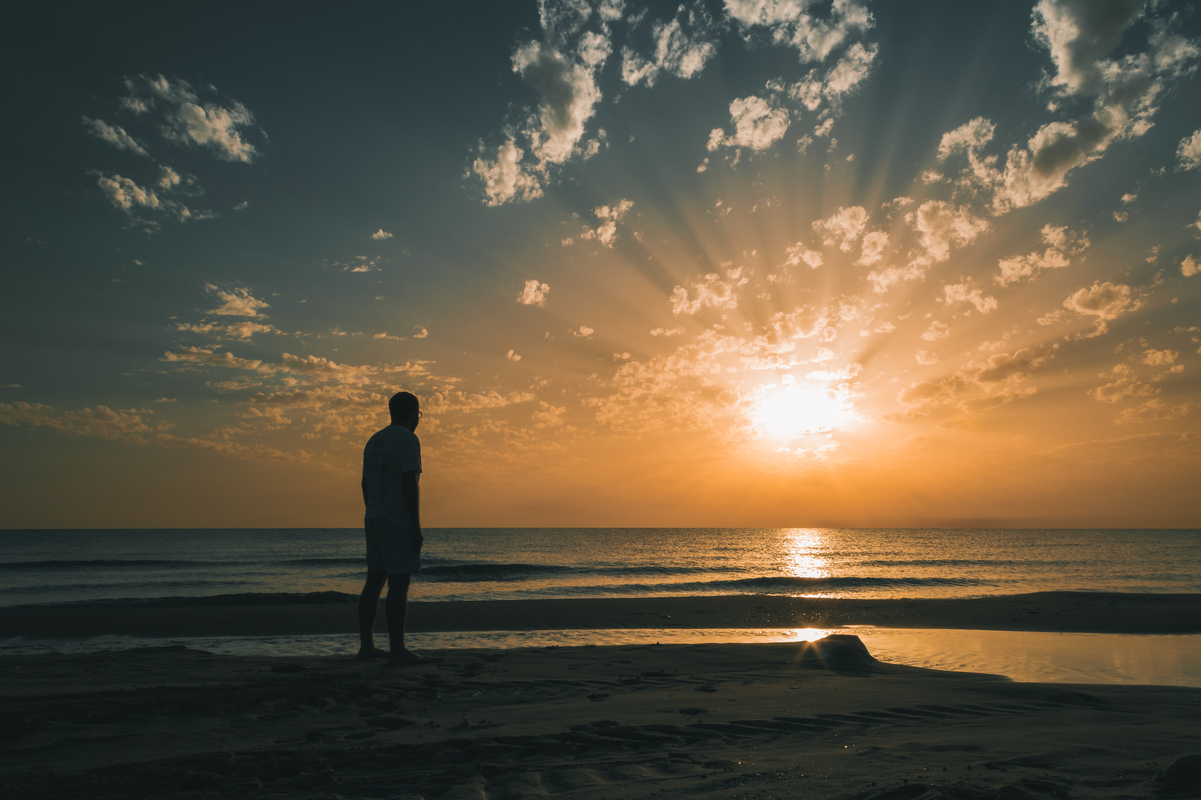 AMANECER EN LA COSTA