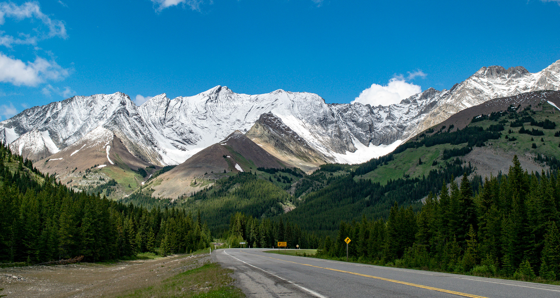 Highway 40, Canada